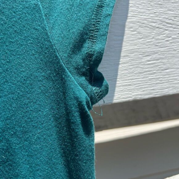 Flower Detail LOFT Tee - Picture 6 of 8